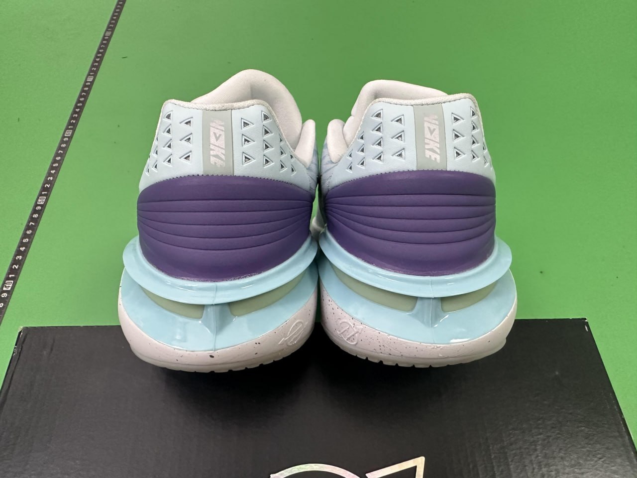 Nike Air Zoom G.T. Cut 2  -2