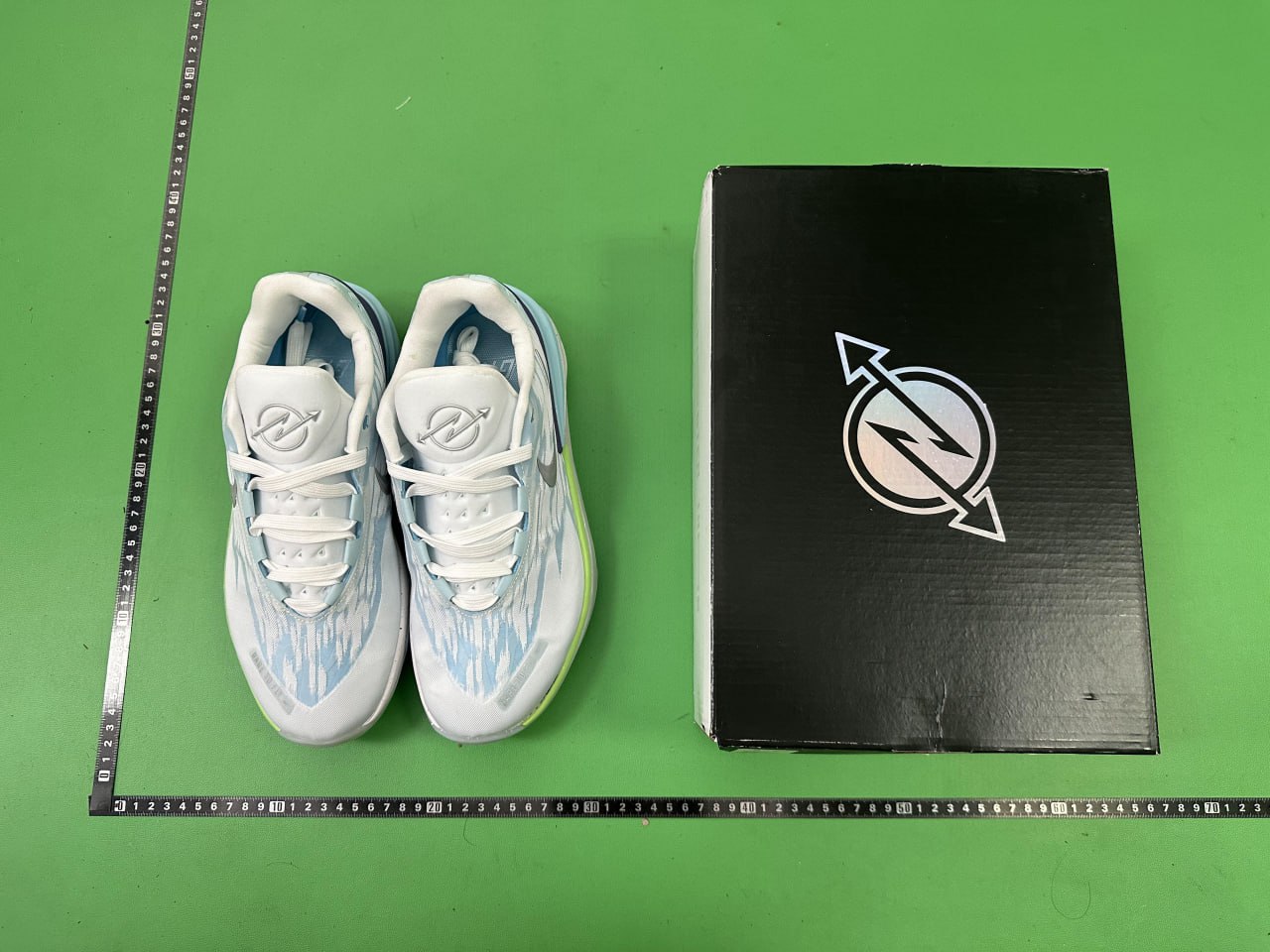 Nike Air Zoom G.T. Cut 2  -4