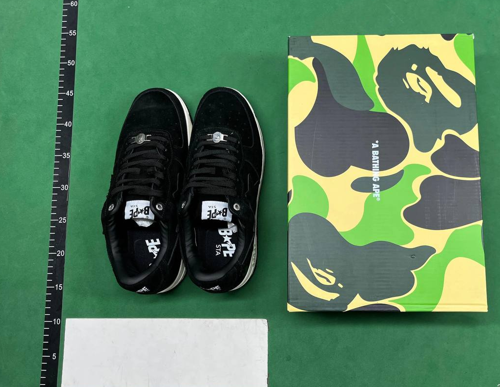 A  BATHING APE Bape ST -5