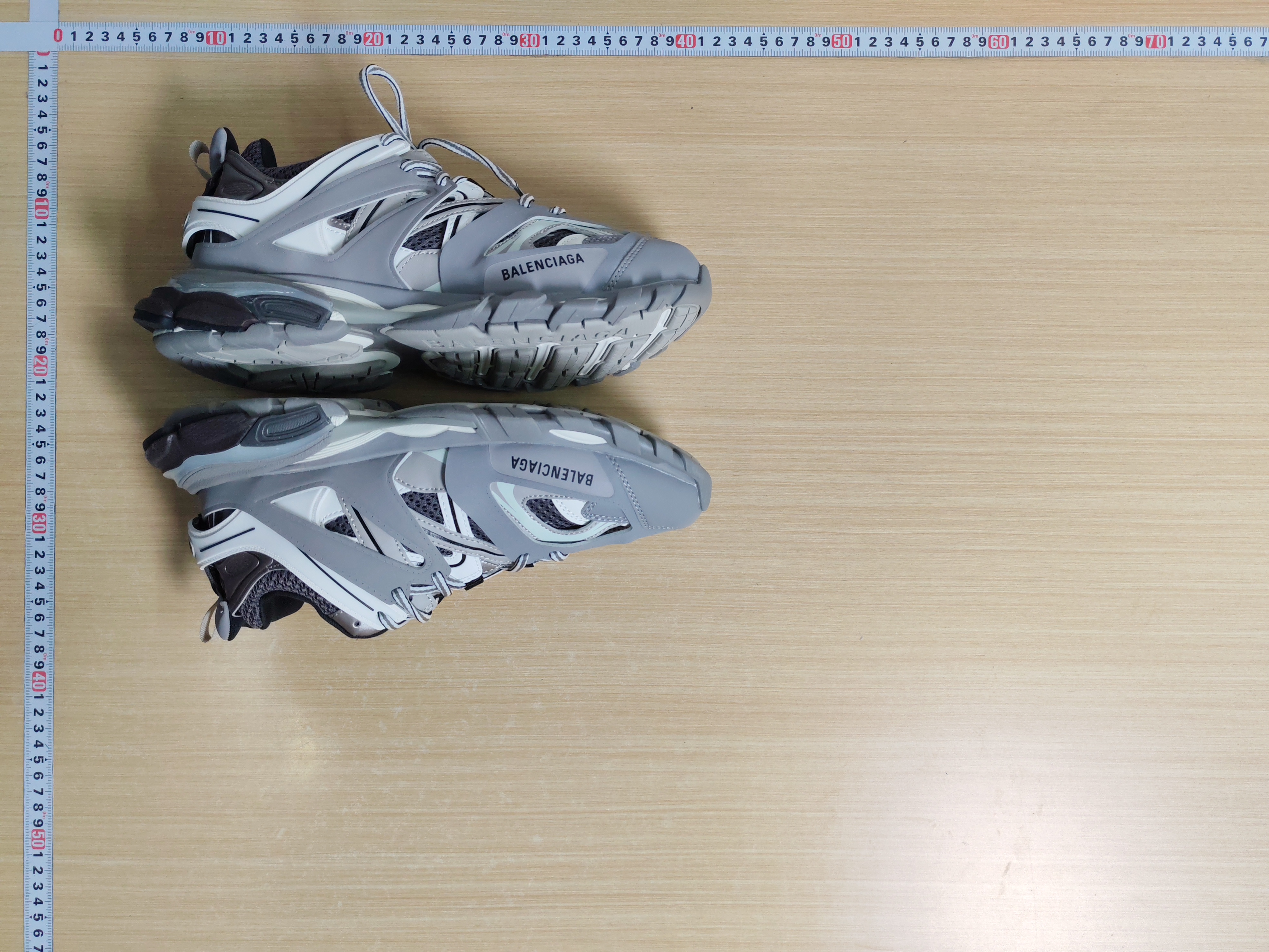 OK  Batch   Balenciaga Track -11