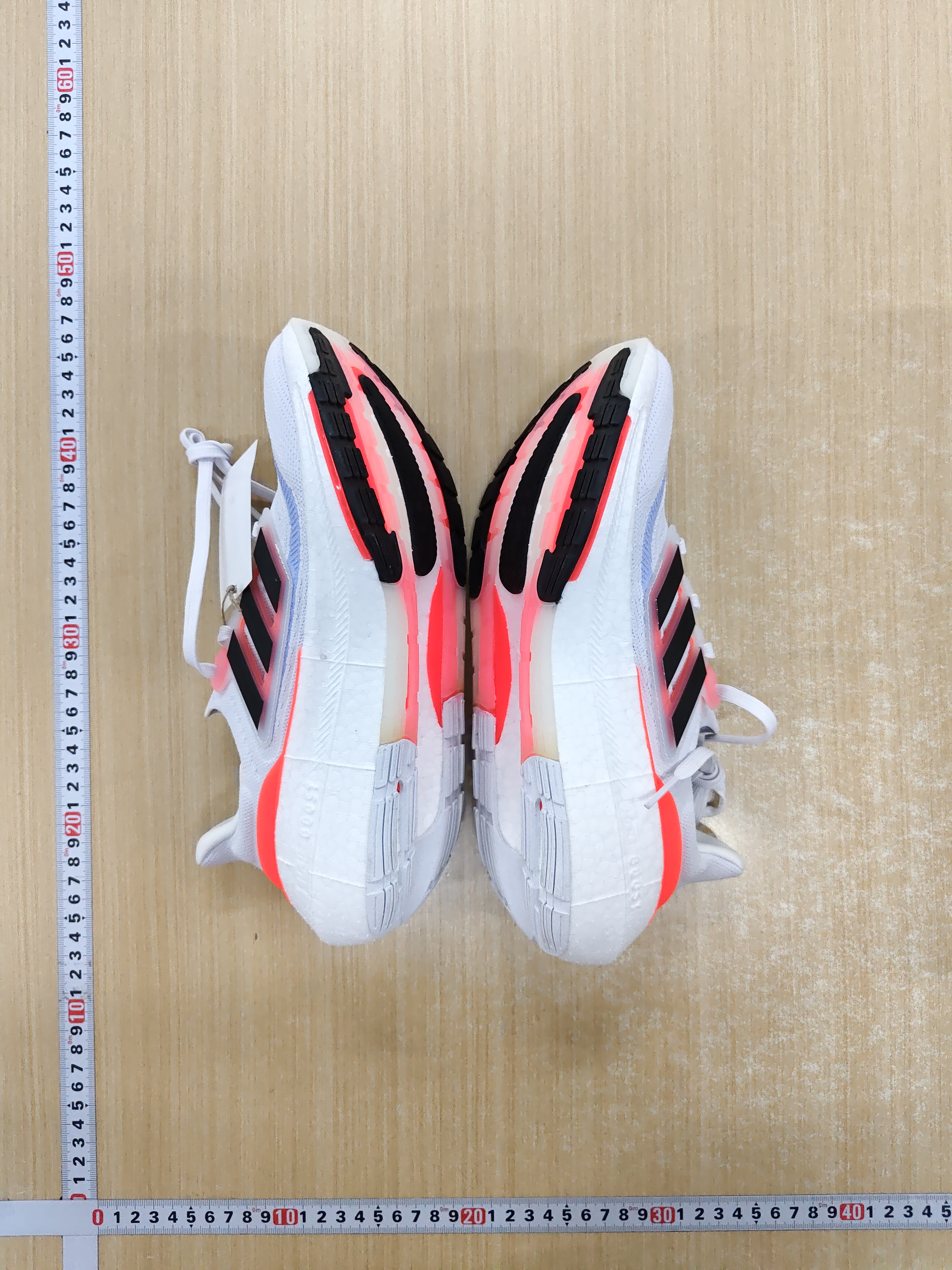 Adidas Ultraboost  Light  -4